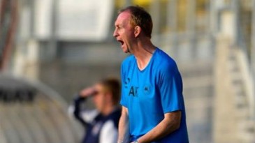 Clube pede que torcida não se vista de esquilo. É sério