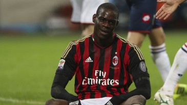 Balotelli perdeu um pênalti de dar inveja a Alexandre Pato
