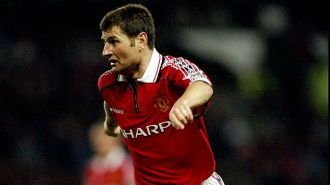 Cantona mudou o United. Denis Irwin assina embaixo