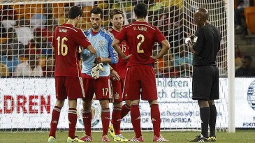 Confusão nas substituições é mais uma evidência que Espanha se perdeu