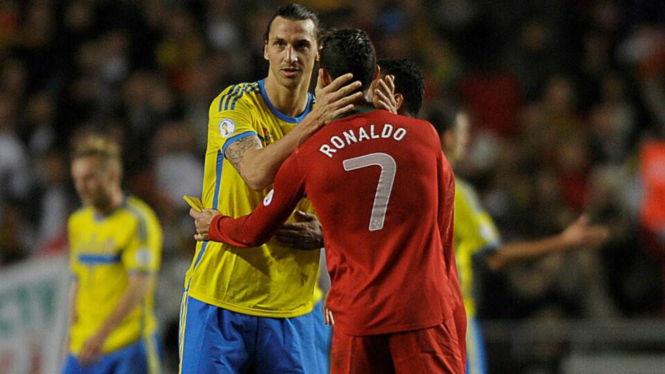 Ibrahimovic e Cristiano Ronaldo: duas estrelas que fizeram um grande jogo nas Eliminat&oacute;rias