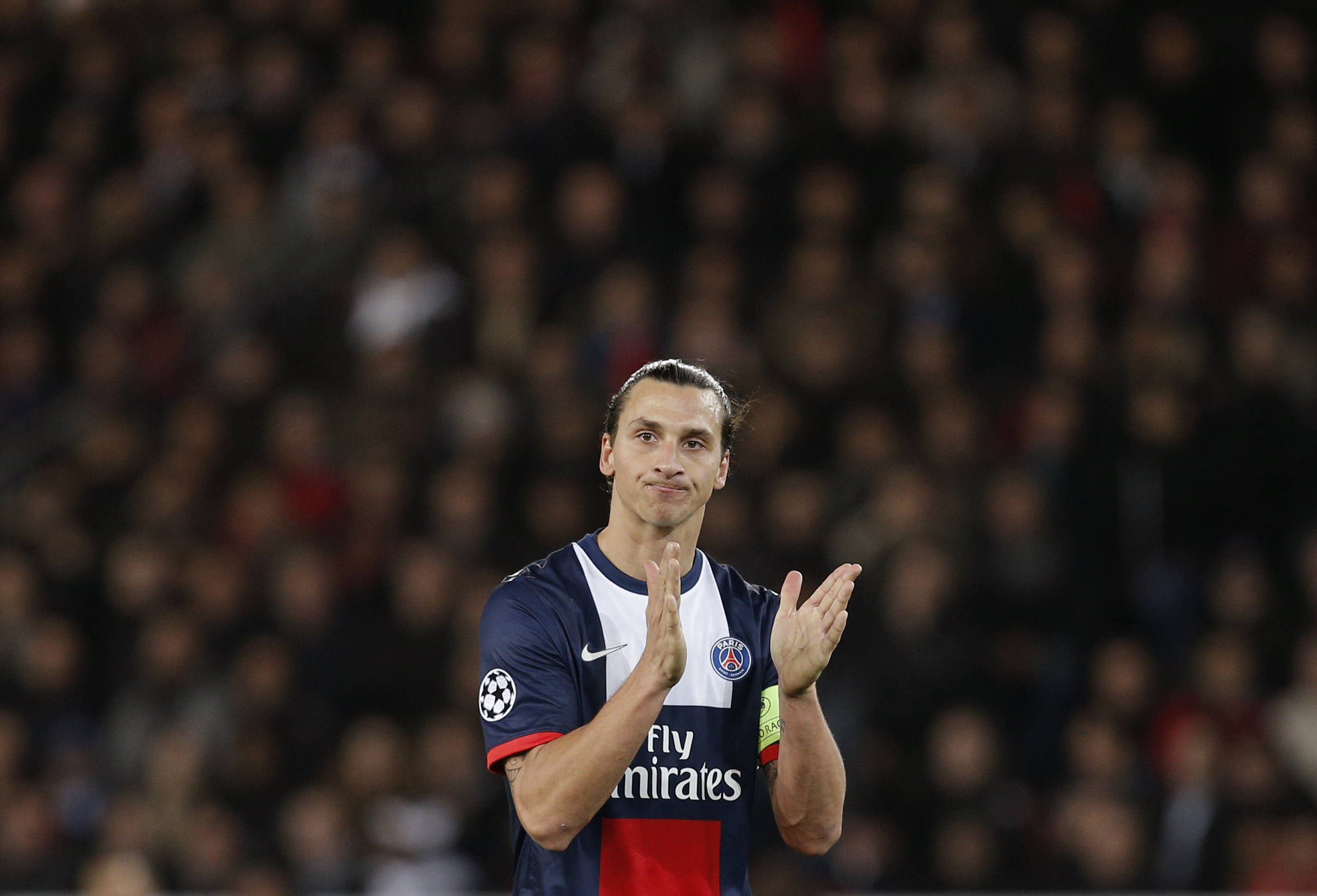 Ibrahimovic empatou para o PSG contra o Anderlecht (Foto: AP)