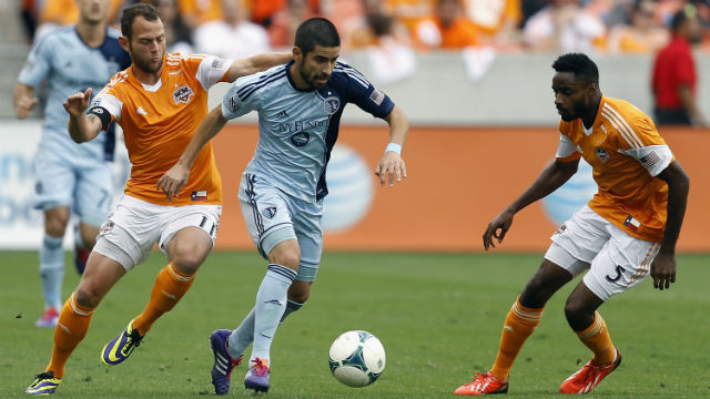 Em Houston, Dynamo e Sporting KC empataram em 0 a 0 (AP Photo/Bob Levey)