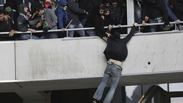 Um fim de semana com racismo, violência e censura