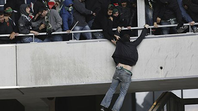 Um fim de semana com racismo, viol&ecirc;ncia e censura