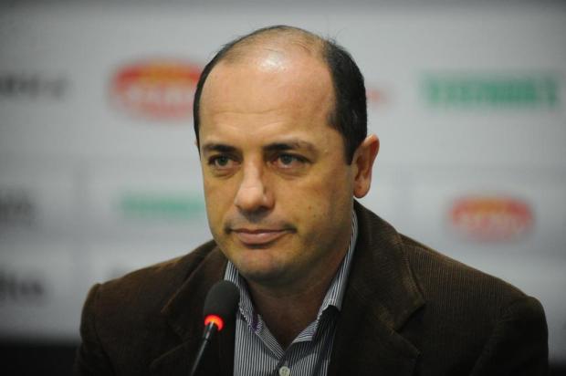 C&iacute;cero Souza &eacute; o homem forte do futebol do Crici&uacute;ma