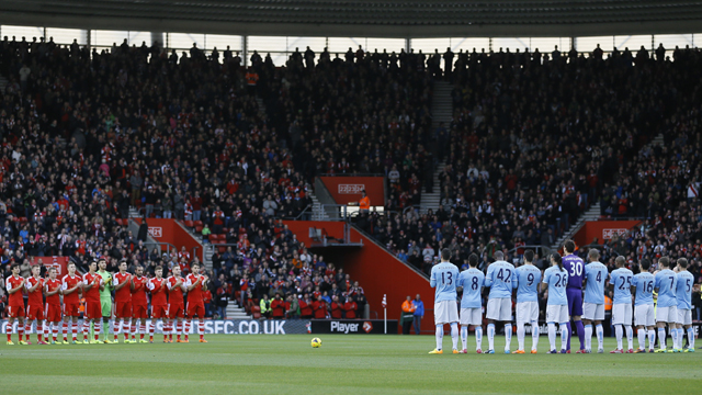 O futebol tamb&eacute;m reverenciou Nelson Mandela
