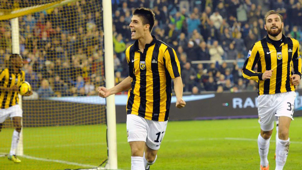 Lucas Piazon: destaque do l&iacute;der na Holanda (Foto: Hagens Fotografie)