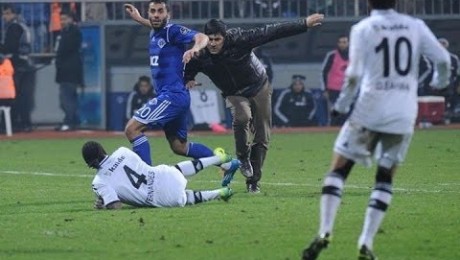 A partida mais maluca da rodada aconteceu na Turquia