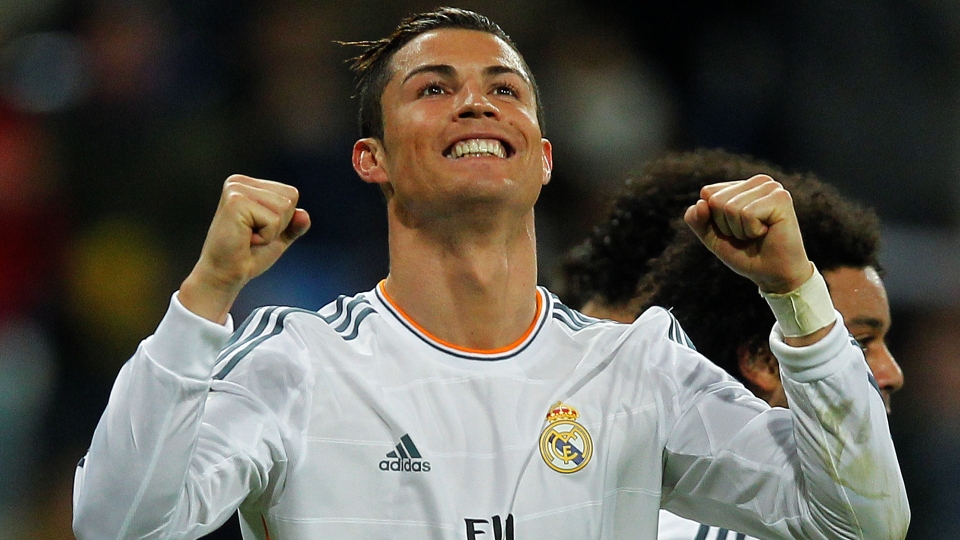 Se voc&ecirc; &eacute; mesmo f&atilde;, n&atilde;o pode perder: TODOS OS 400 GOLS de Cristiano Ronaldo