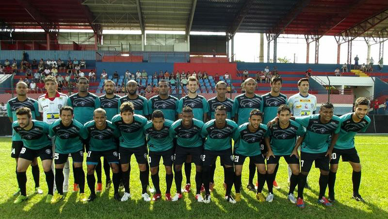 Cansou da briga Flu, Fla e Lusa no tapet&atilde;o? Agora tem o cap&iacute;tulo do Cianorte