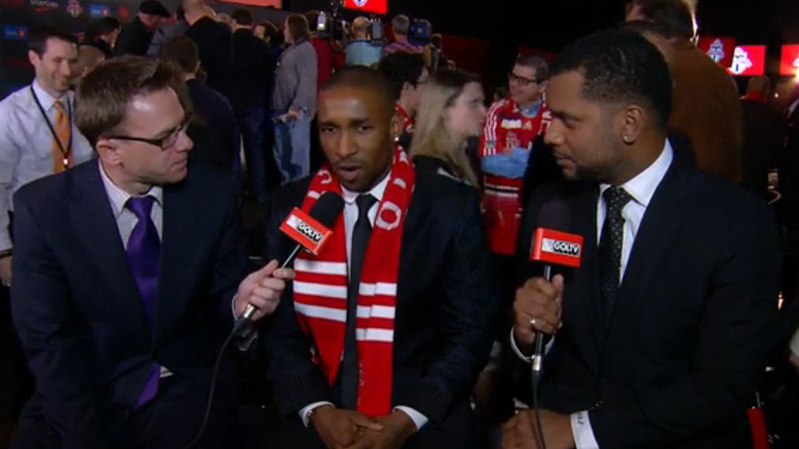 Pelo menos Defoe n&atilde;o errou o nome do time. S&oacute; o do pa&iacute;s.