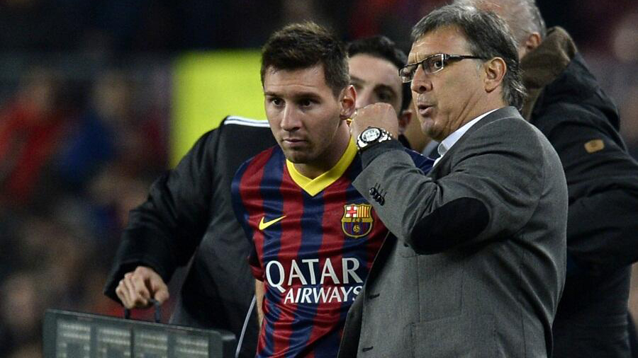 Quatro minutos foram suficientes para lembrarmos que Messi &eacute; um m&aacute;gico