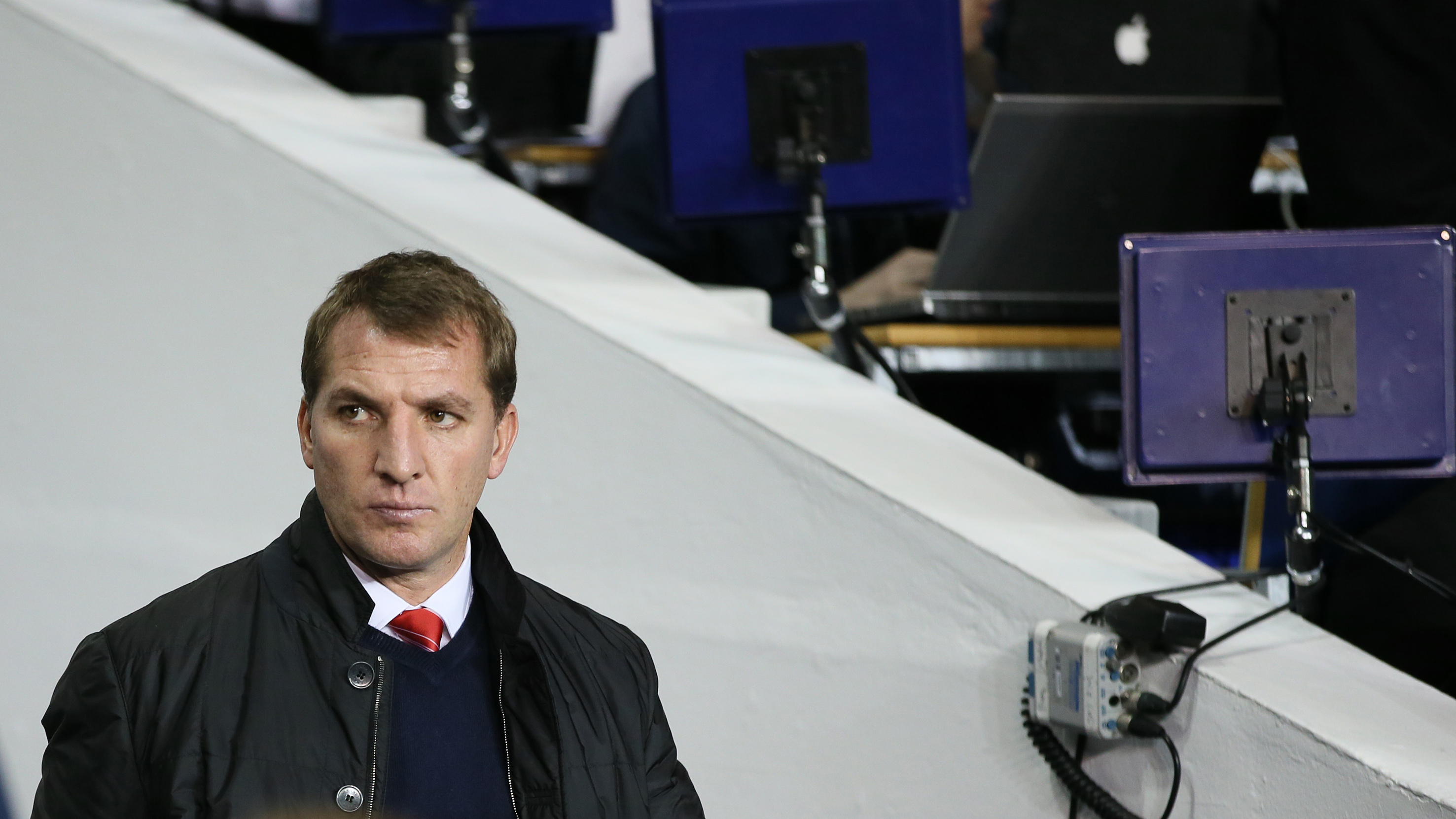 Liverpool busca empate, mas n&atilde;o tem f&ocirc;lego para brigar pelo t&iacute;tulo