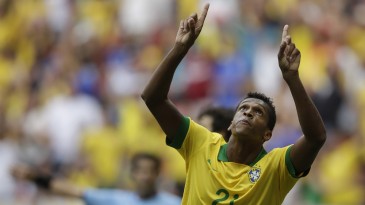 Jô, a questão de confiança de Felipão na convocação e a zona leste