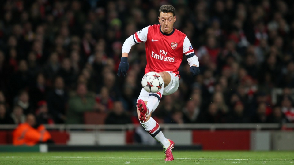 Tudo bem que &Ouml;zil caiu de rendimento, mas crav&aacute;-lo como fracasso j&aacute; &eacute; demais