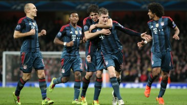 Displicência de Özil e estrela de Guardiola colocam a vaga no colo do Bayern de Munique