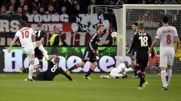 Leverkusen já pode pedir a conta, PSG nem precisa do jogo de volta para avançar