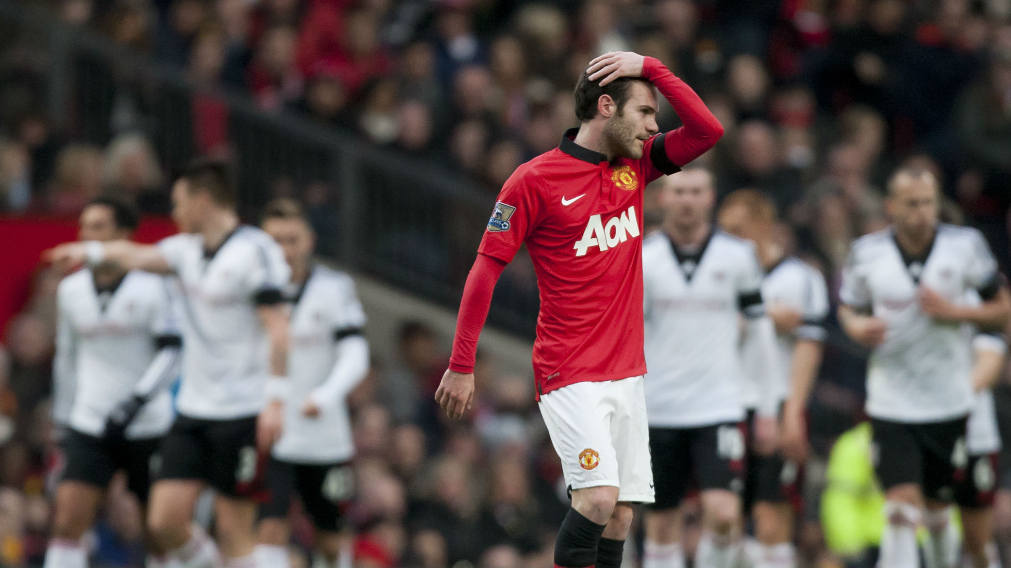 Cruza mais um pouco, United! Red Devils abusaram do chuveirinho e s&oacute; empataram