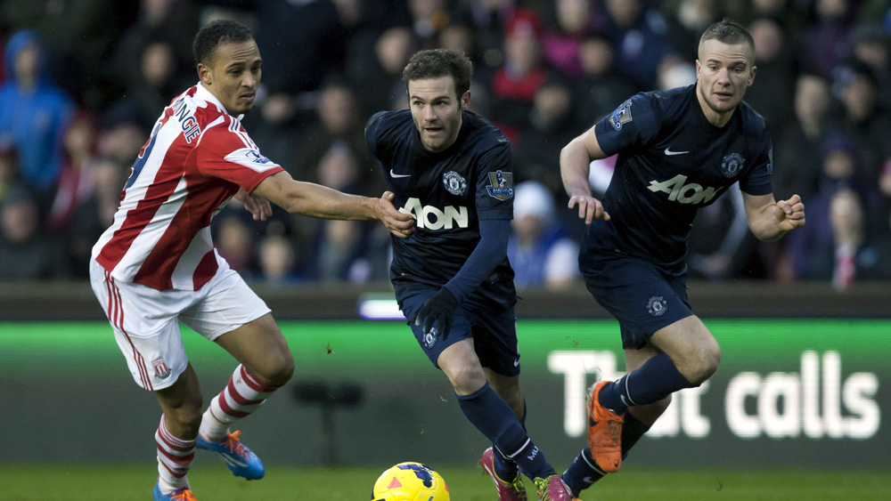 A primeira vez com Mata, Rooney e Van Persie foi uma bagun&ccedil;a danada