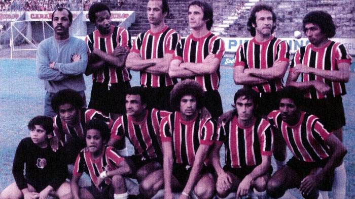 O time que foi semifinalista do Brasileiro em 1975. Diferente, mas ainda com algumas pe&ccedil;as-chave