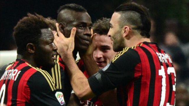 Sem choro nem sorriso, Balotelli fez um baita gola&ccedil;o contra o Bologna