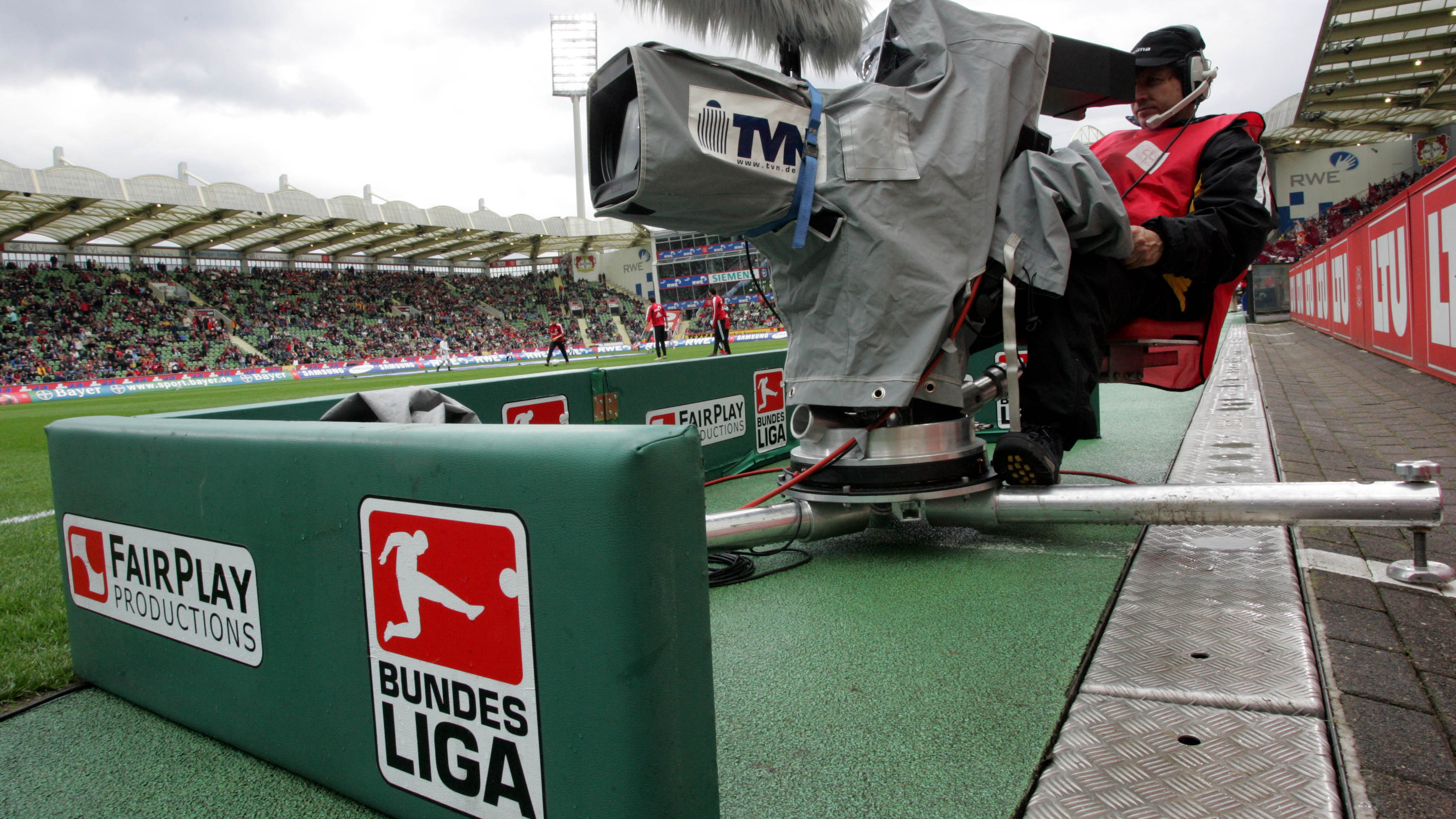 A Bundesliga quis se internacionalizar e acertou com a Fox Sports para 80 pa&iacute;ses (Foto: AP)