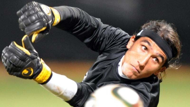 Castillo, aquele, n&atilde;o desaprendeu a arte de tomar franga&ccedil;os