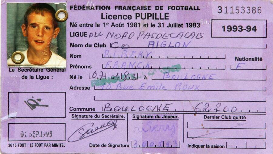 As fichas de 20 craques quando ainda eram crian&ccedil;as