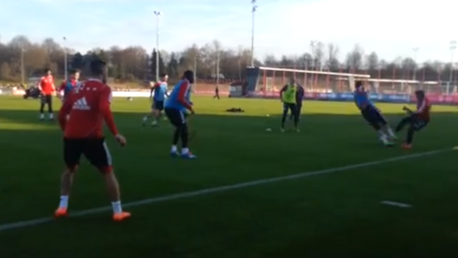 Deve ser por isso que Schweinsteiger n&atilde;o consegue se manter em forma