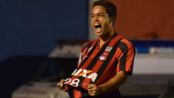 Discretamente, Atl&eacute;tico-PR vai fazendo a sua parte com compet&ecirc;ncia