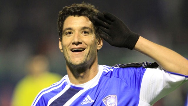 Olha s&oacute; o lindo gol ol&iacute;mpico que Thiago Neves fez na LC da &Aacute;sia