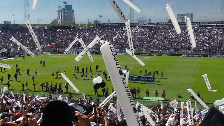 A festa da torcida do Colo Colo foi grandiosa, como o 30&ordm; t&iacute;tulo nacional pedia