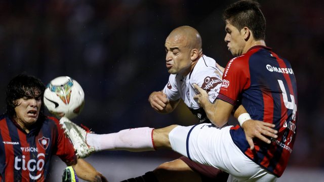 APTOPIX Paraguay Argentina Soccer Copa Libertadores