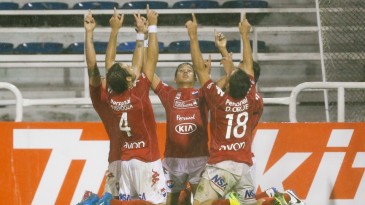 O vexame do Vélez foi enorme, mas a façanha do Nacional Querido é ainda maior