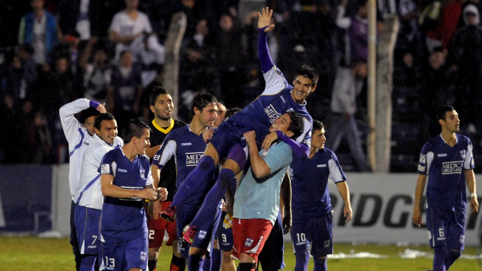 Defensor j&aacute; tem uma das melhores campanhas uruguaias fora da &lsquo;dupla de ferro&rsquo; na Libertadores