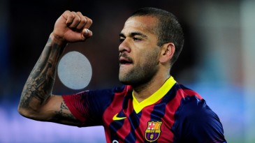 Dani Alves desmoralizou o racista que lhe atirou uma banana