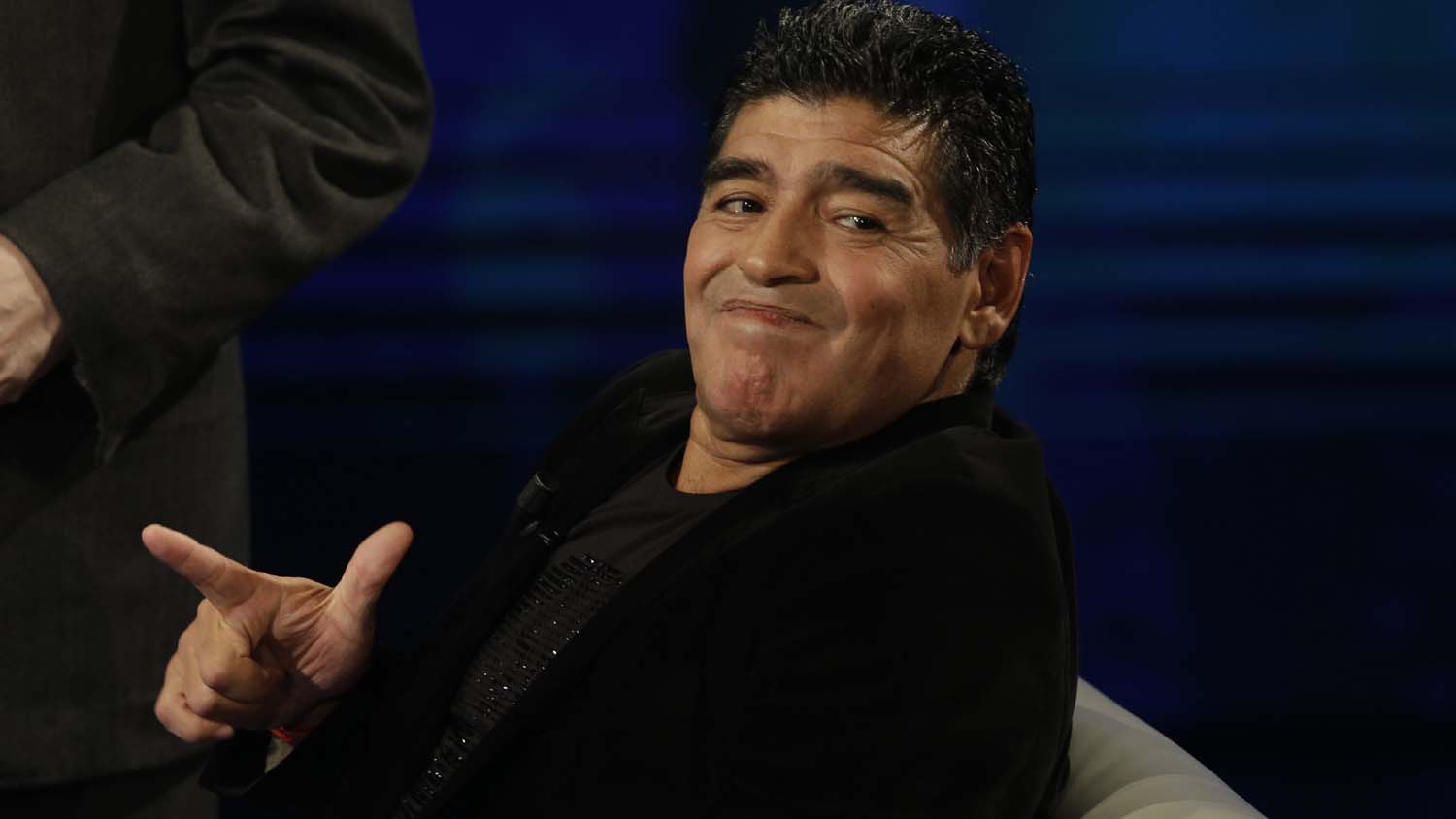 Protagonismo de Maradona em espet&aacute;culo sobre scudetto de 1987 incomoda alta cultura napolitana