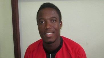 Goleiro morre no Gabão depois de sofrer pisão na cabeça