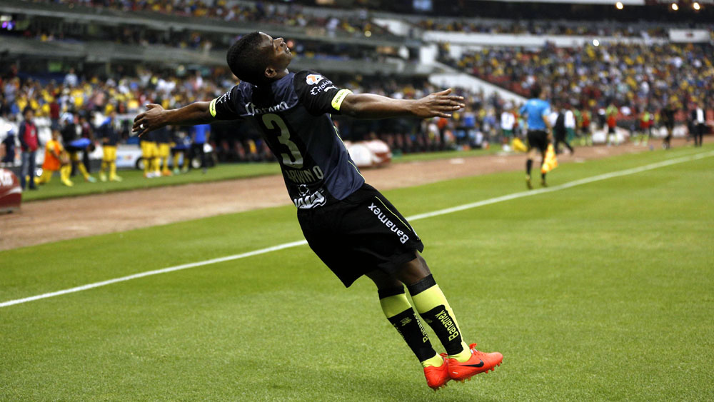 O peso do favoritismo tem afundado os times na Liga MX