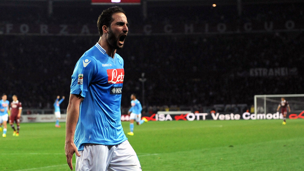 Higua&iacute;n, do Napoli (AP Photo/Massimo Pinca)