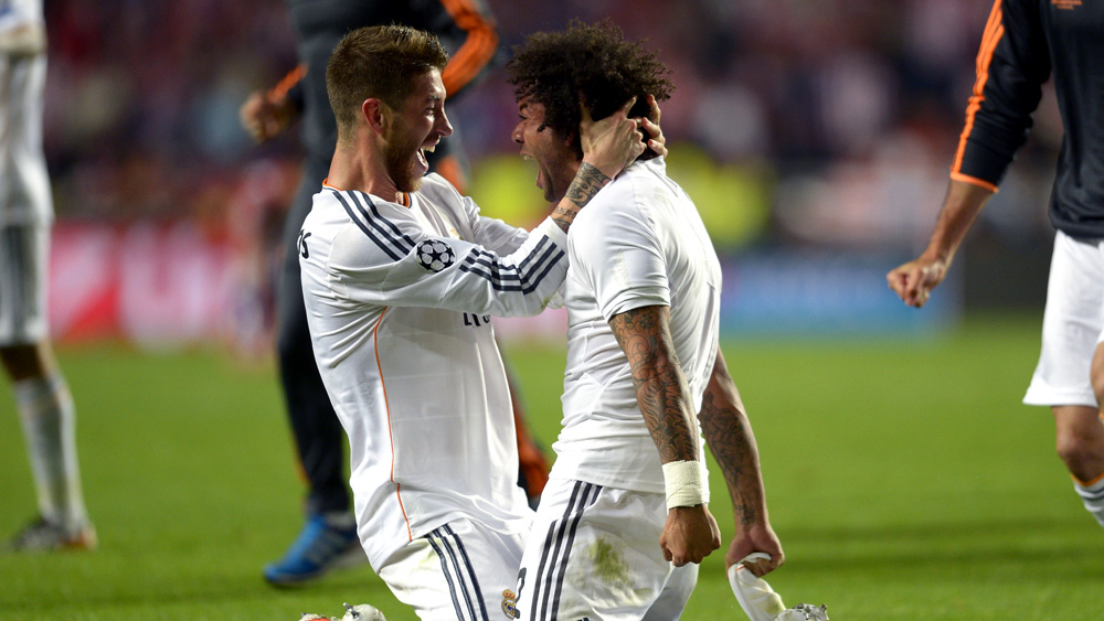 Veja a festa dos jogadores do Real Madrid em campo depois de conquistar a Liga dos Campe&otilde;es