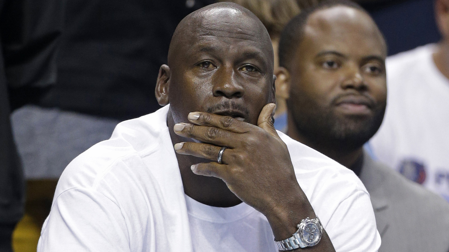 Michael Jordan: o &uacute;nico propriet&aacute;rio negro nas quatro grandes ligas dos EUA (Foto: AP)