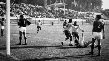 30 de maio: Brasil estreia rumo ao bi e Pelé faz seu único gol em 62
