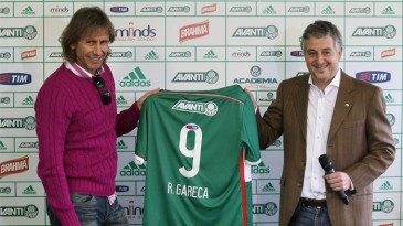 O futebol brasileiro ainda é uma festa estranha e com gente esquisita para Gareca