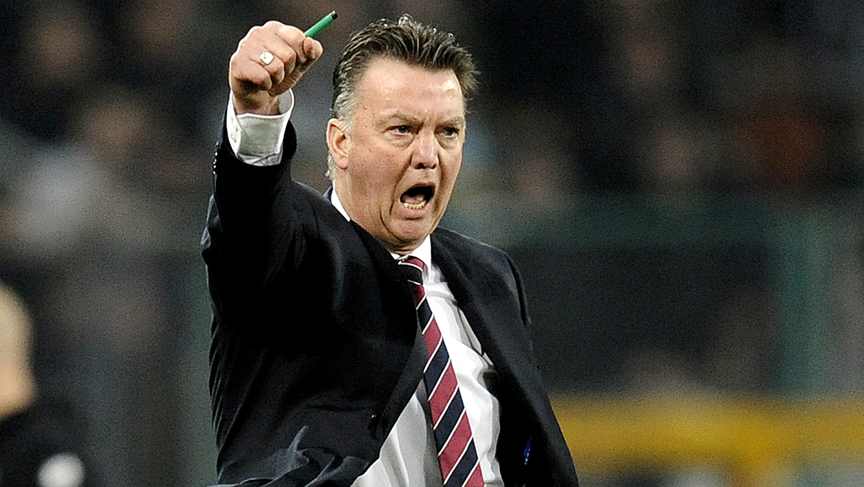 Van Gaal tem o perfil ideal de que o Manchester United precisa no momento