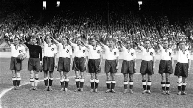 9 de junho: O nazismo anexou a sele&ccedil;&atilde;o austr&iacute;aca &agrave; alem&atilde;, mas fracassou na Copa de 38