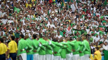 Pelo maior momento da história da seleção, argelinos não cumprem o jejum do Ramadã