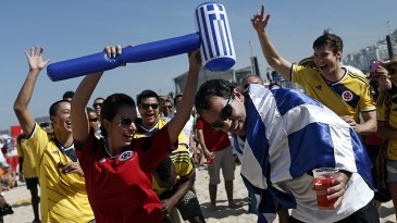 Na eterna dicotomia do torcedor, o Rio de Janeiro vive seu sonho de Copa… e o dos visitantes também