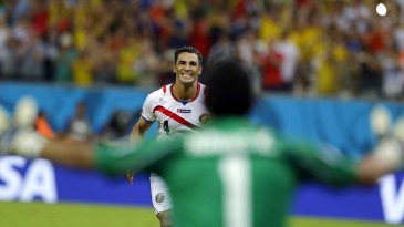 Costa Rica 1×1 Grécia (5×3 pen): Ticos resistem com um a menos e conquistam vaga inédita